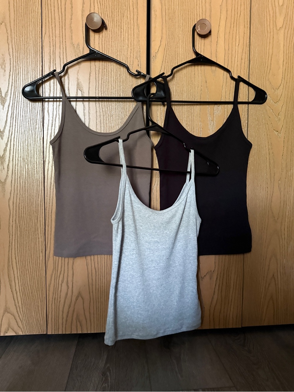 Gap Modern Crop Cami Bundle